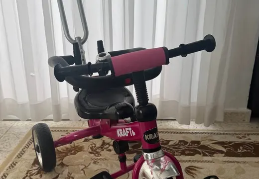 Kraft marka 3 tekerlekli çocuk bisikleti