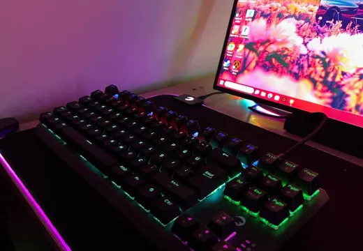 SATILIK Gamepower oyuncu klavyesi