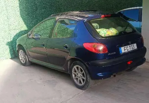 Pejo 206