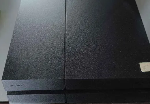 PS 4