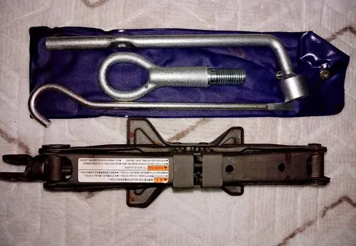 Suzuki Swift Orjinal Kriko