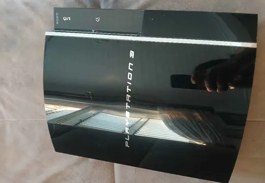 Fat ps3 60gb ps2 donanimi olan
