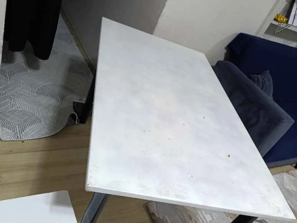Satılık yemek masası