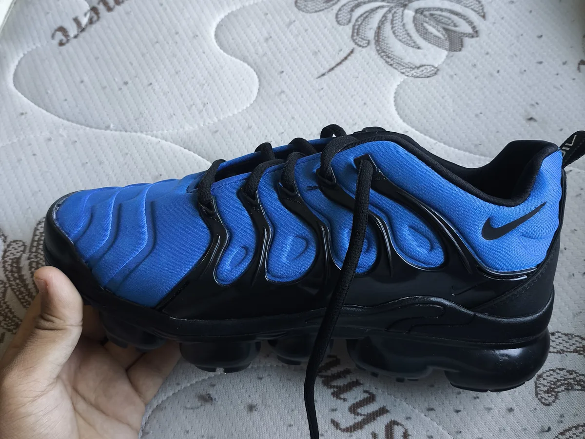 NİKE AİR VAPORMAX PLUS