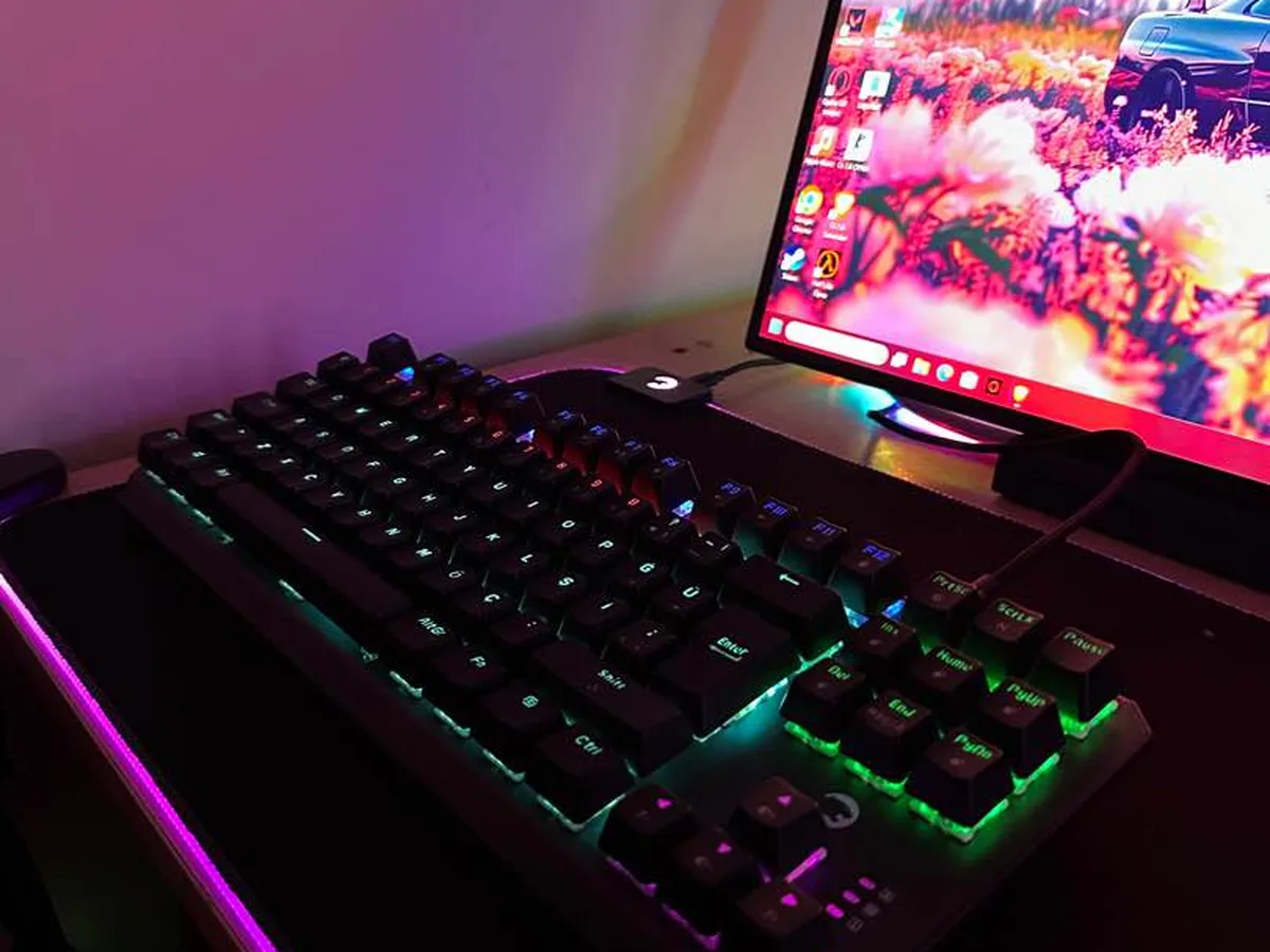 SATILIK Gamepower oyuncu klavyesi