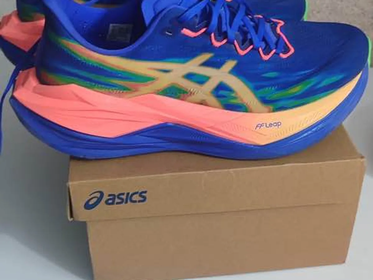 Asics spor ayakkabi. 05338429766