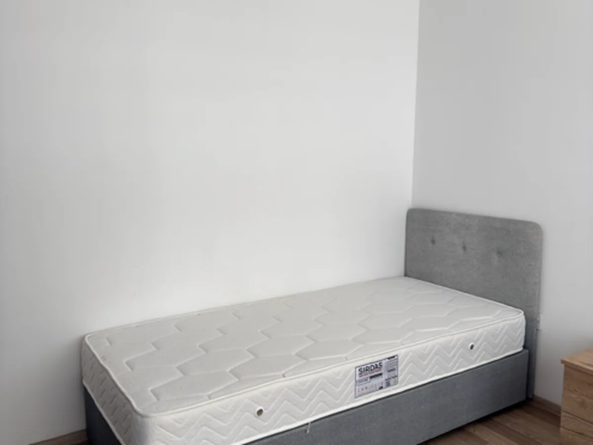 Tek Kişilik Sıfır Ayarında Baza+Yatak+Başlık
