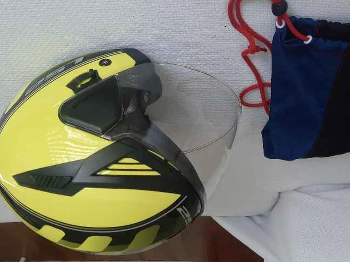 Kask sıfırdır..
