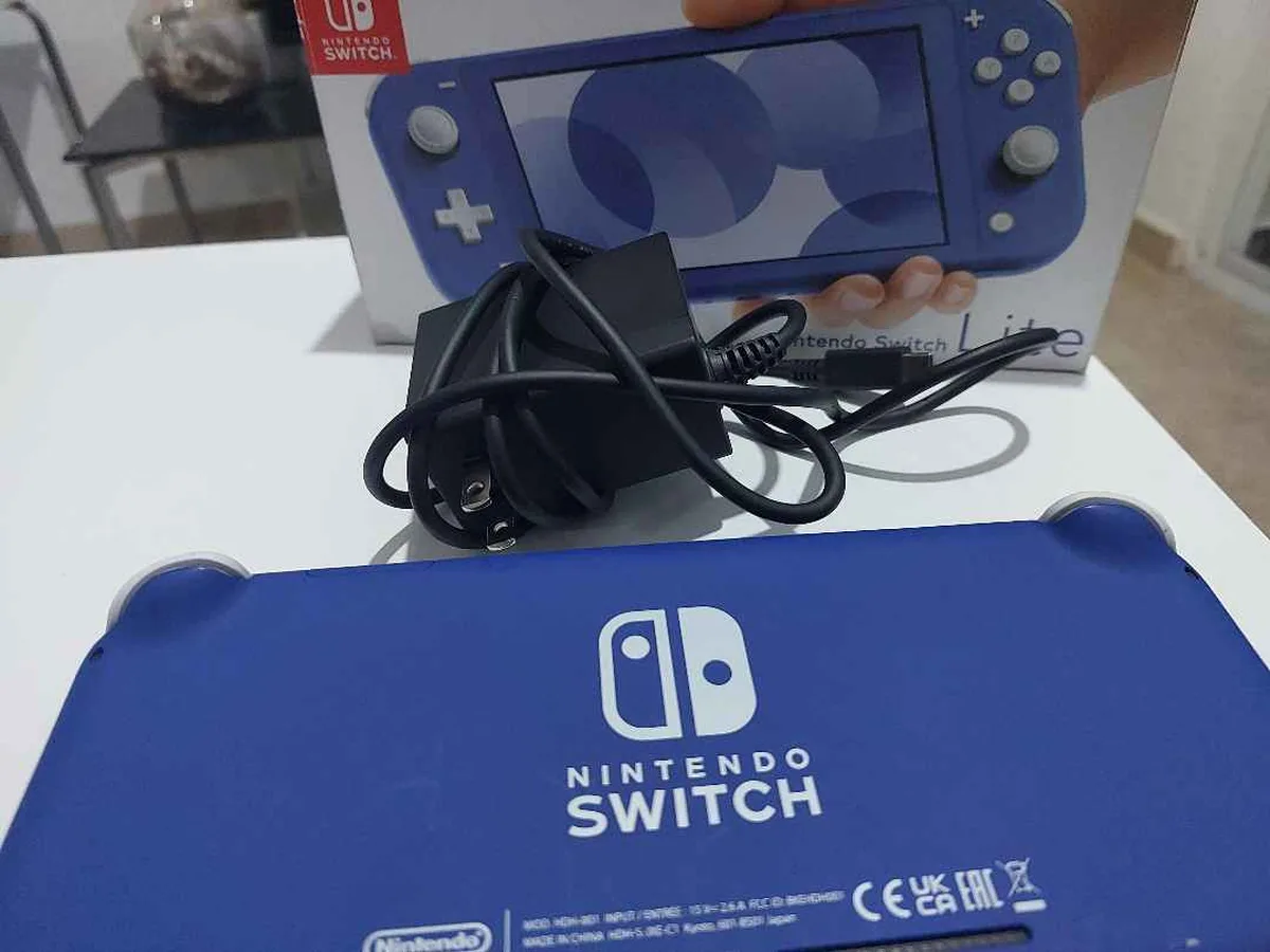 Nintendo Switch Lite Mavi – Tertemiz – Kutulu