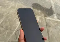iPhone 16 Pro Max 4