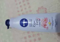Kiraz çiçeği vücut losyonu nivea 2