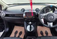 Mazda demio 2013 4
