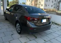 2017 mazda axela 1