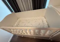 Bebek Beşiği ( Yatağı ve kenar koruyucusuyka verilecektir.) 1